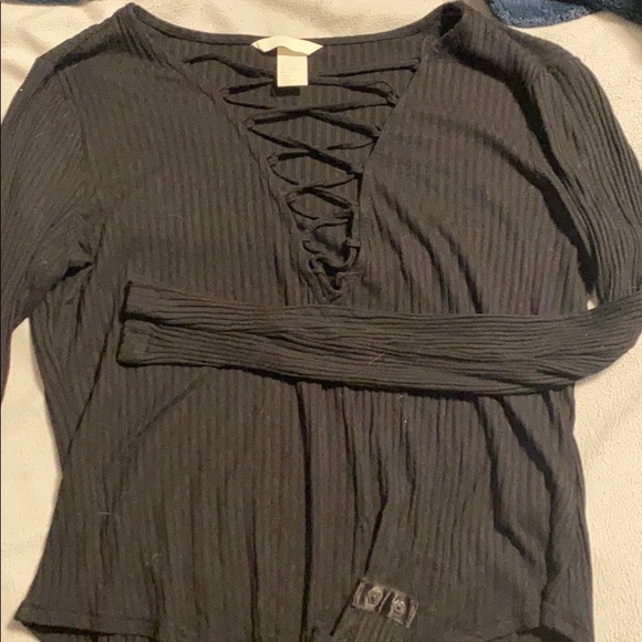 Black deep v string neck bodysuit - Picture 2 of 3